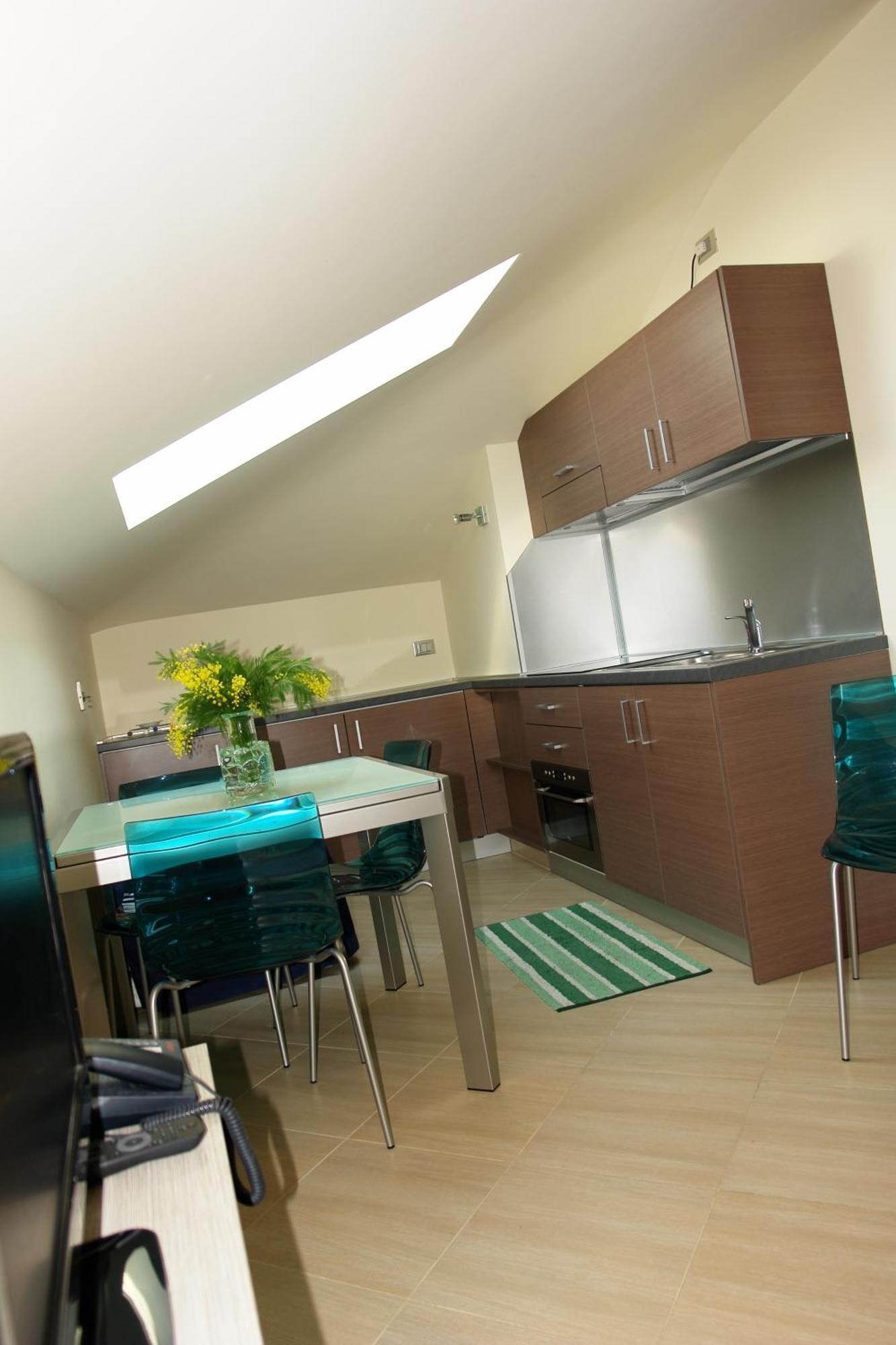 Residence Villa Carmen Fronte Mare A 50 Mt Pietra Ligure Eksteriør billede